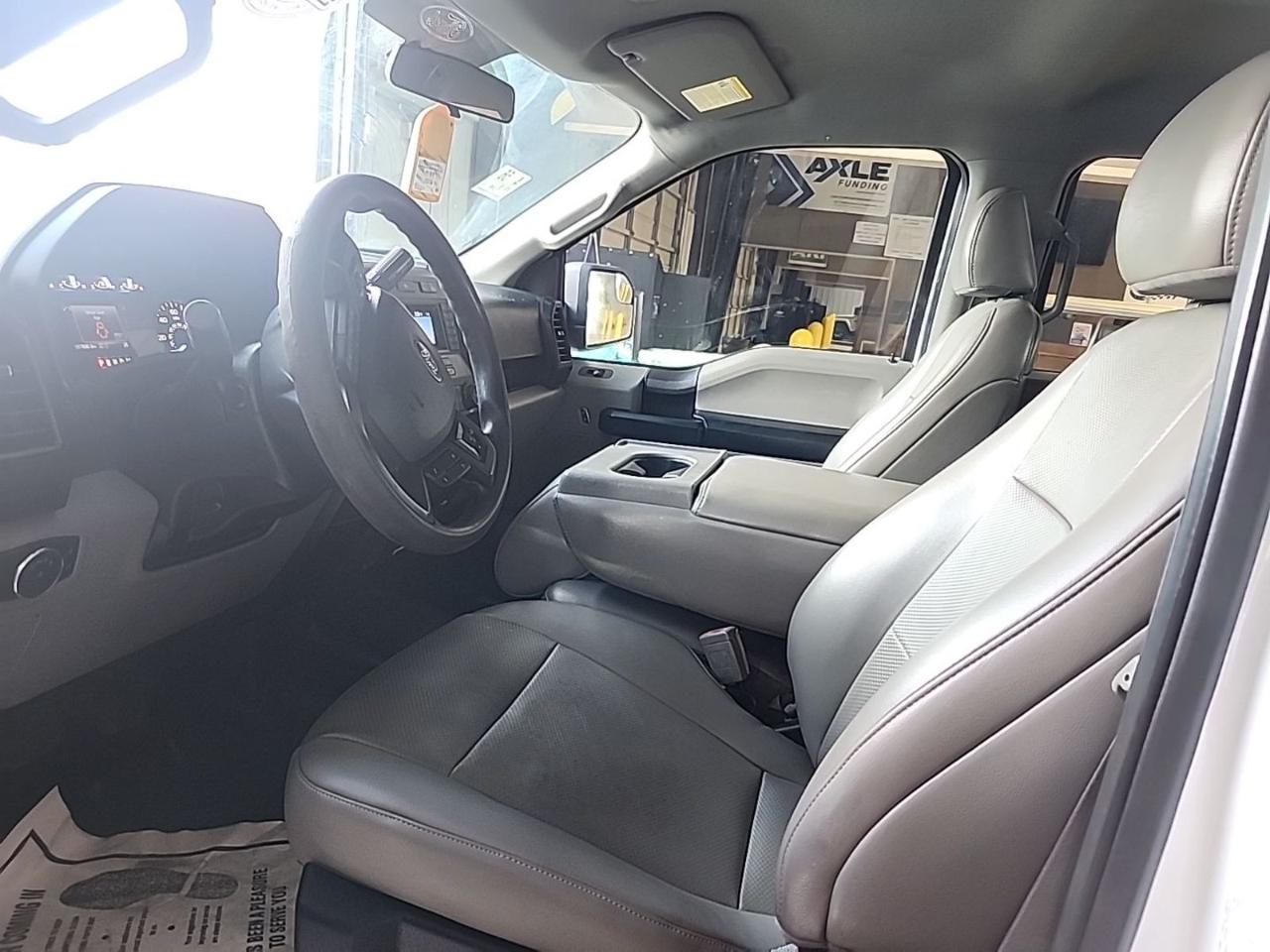 Ford F-150 XL SuperCrew 4WD 2018