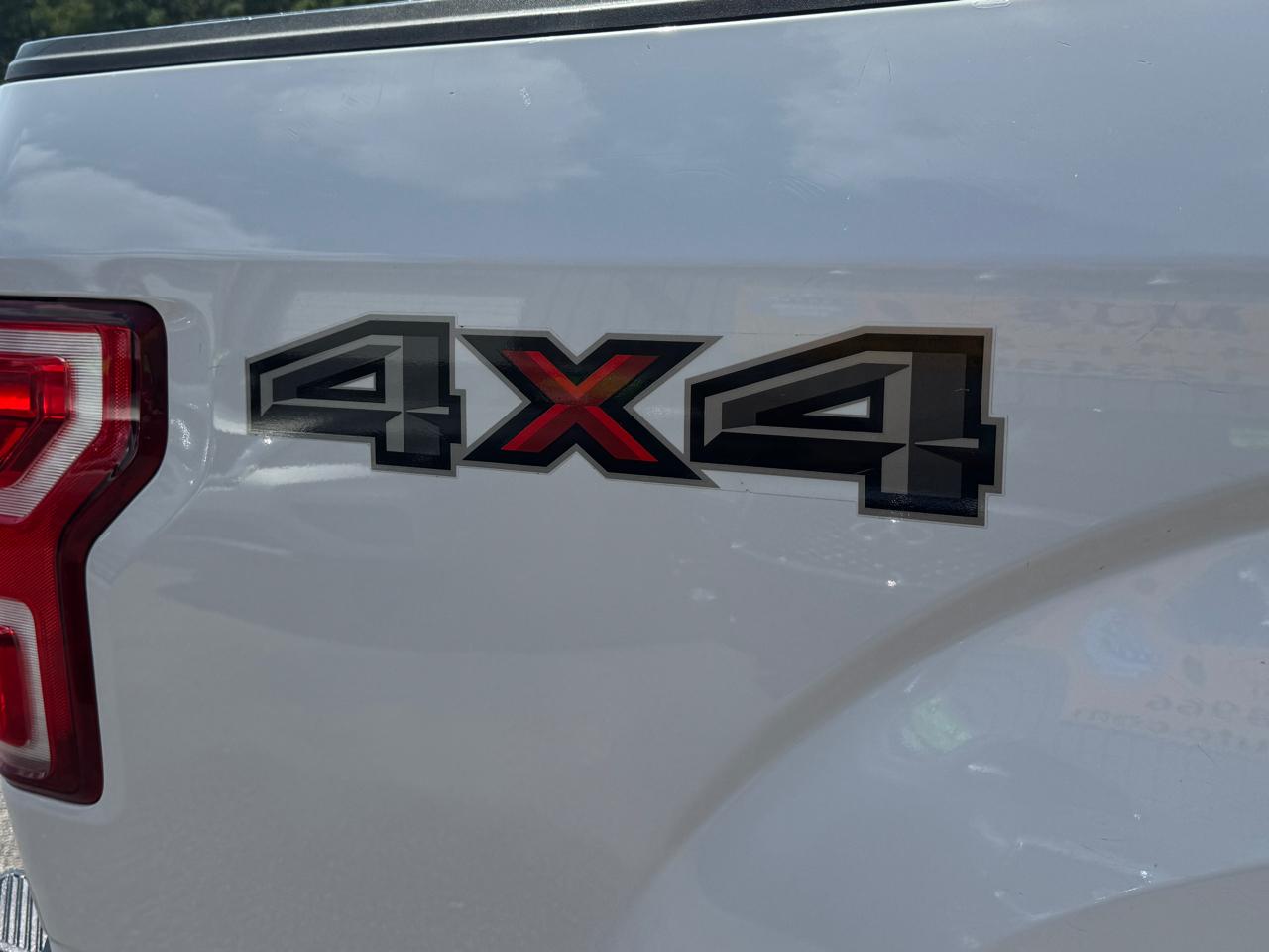Ford F-150 XL SuperCrew 4WD 2018