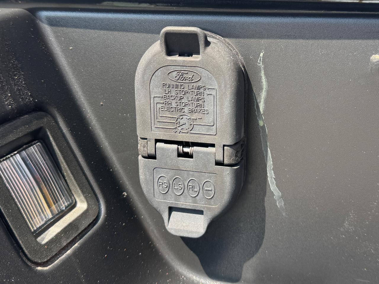 Ford F-150 XL SuperCrew 4WD 2018