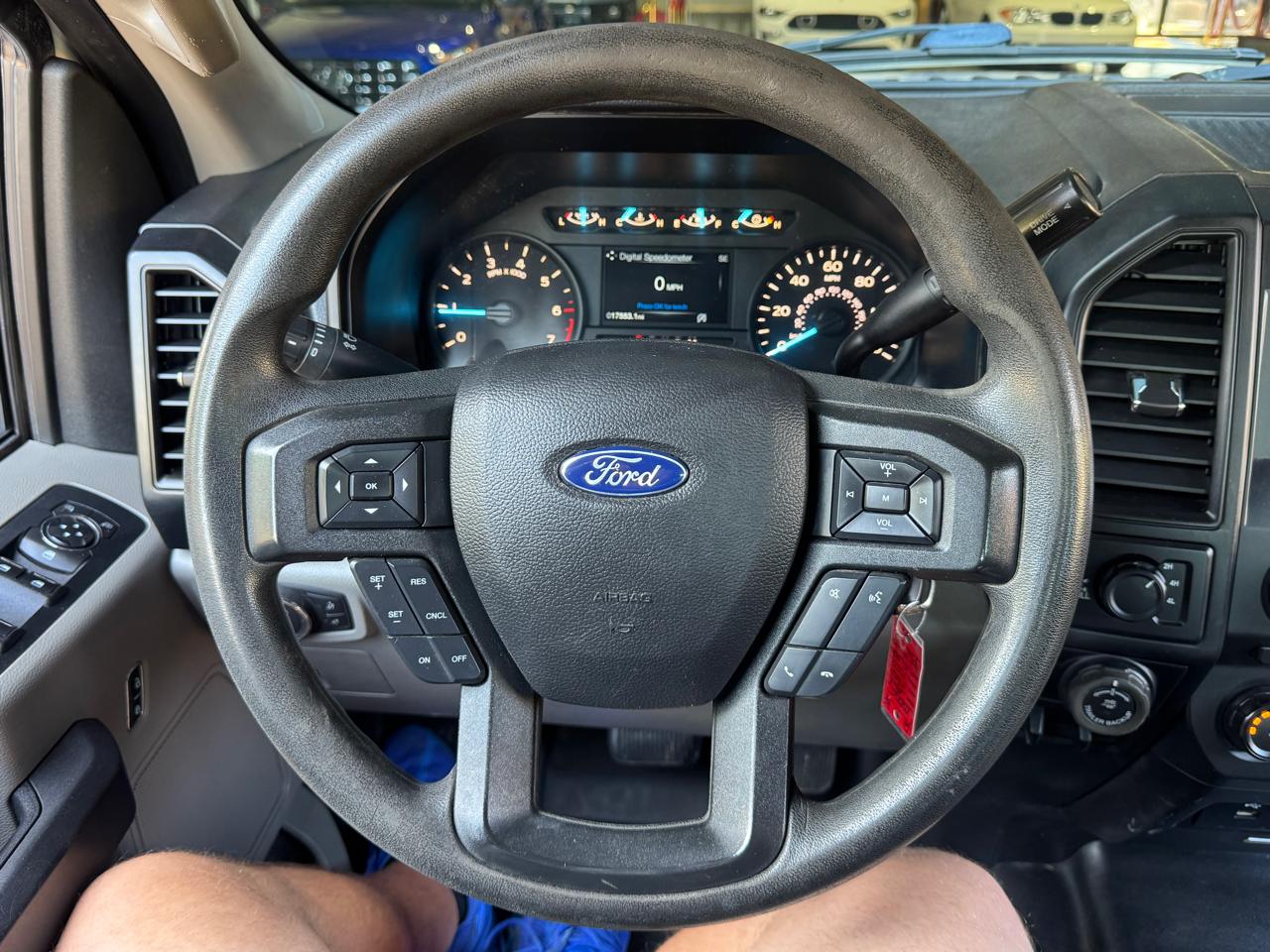 Ford F-150 XL SuperCrew 4WD 2018