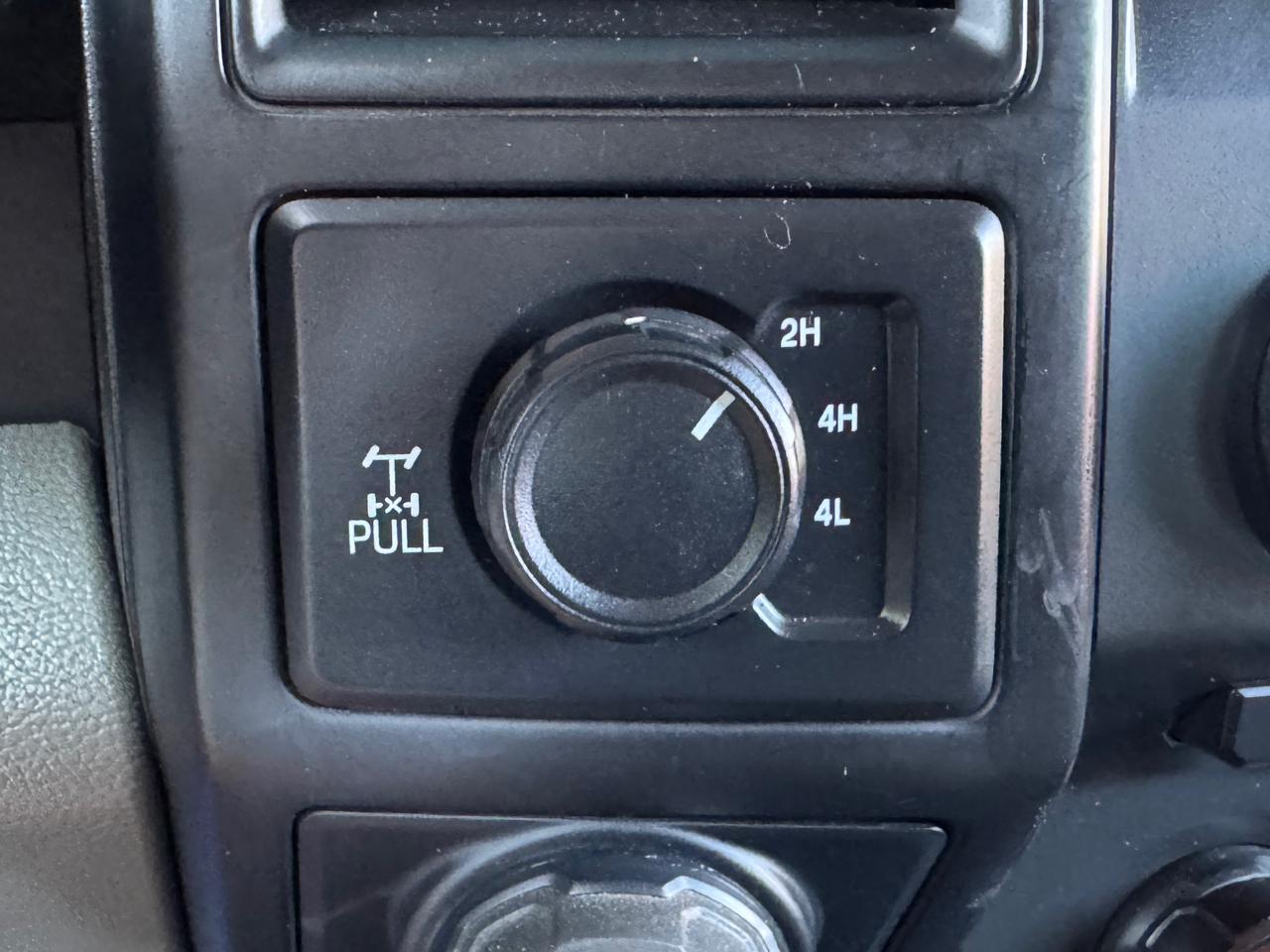 Ford F-150 XL SuperCrew 4WD 2018