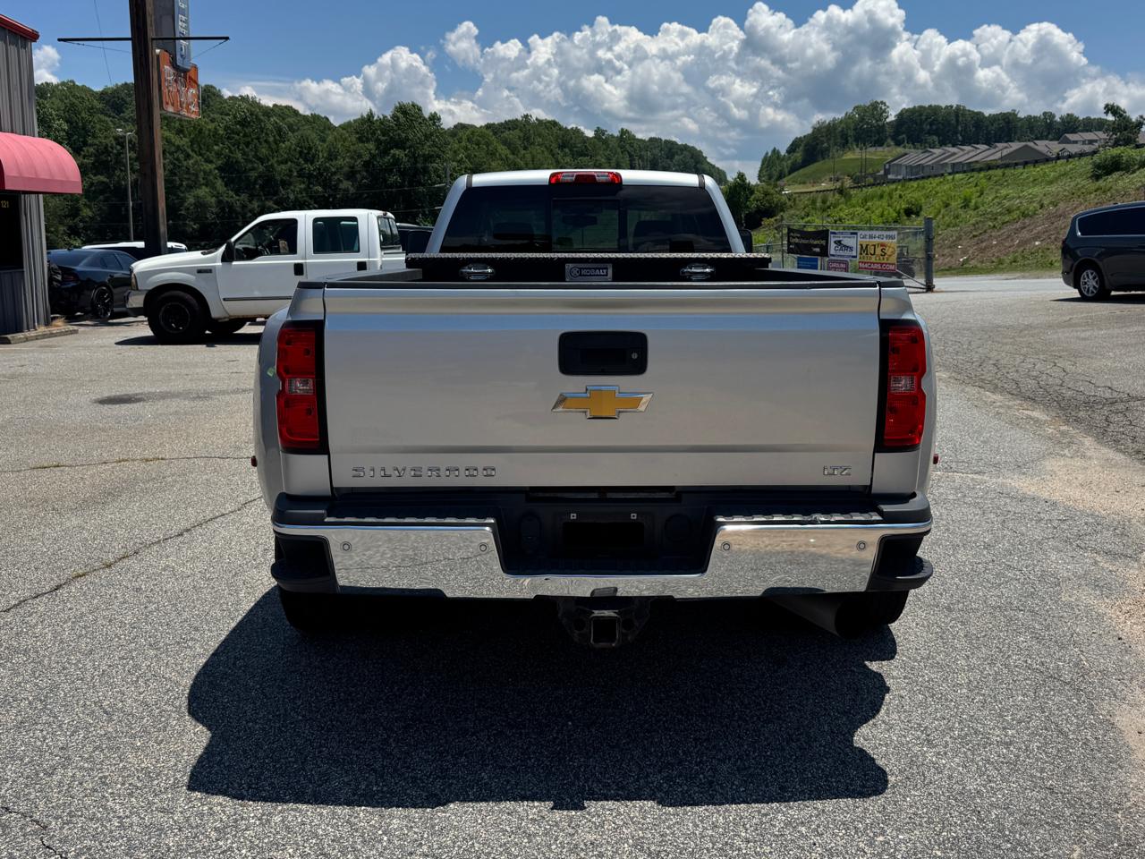 Chevrolet Silverado 3500HD LTZ Crew Cab 4WD 2015