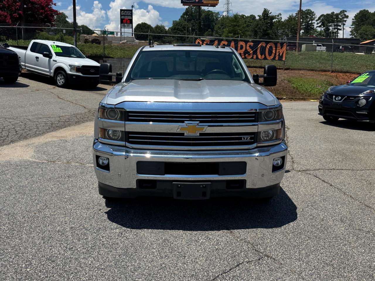 Chevrolet Silverado 3500HD LTZ Crew Cab 4WD 2015