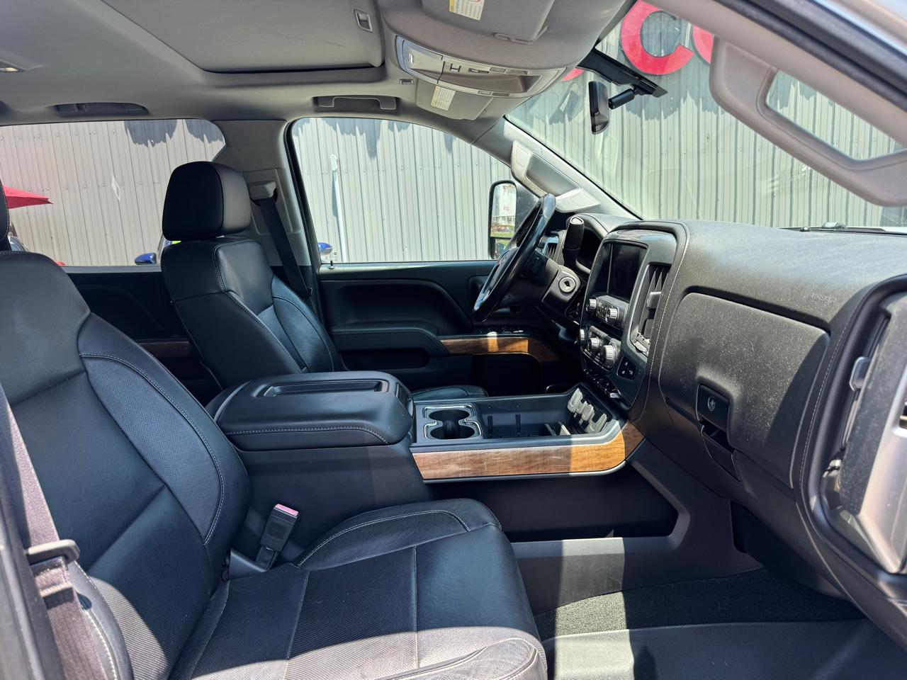 Chevrolet Silverado 3500HD LTZ Crew Cab 4WD 2015