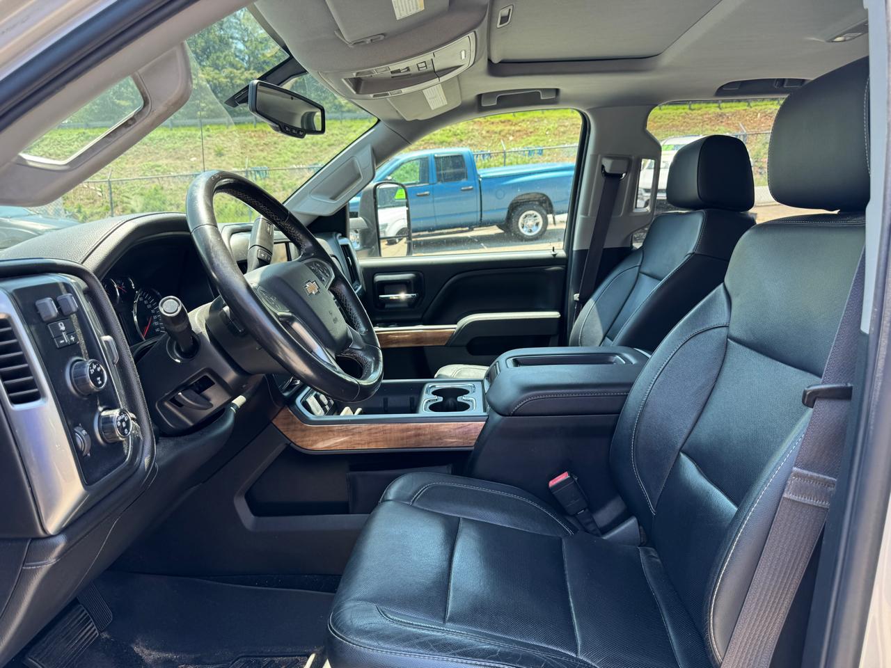 Chevrolet Silverado 3500HD LTZ Crew Cab 4WD 2015