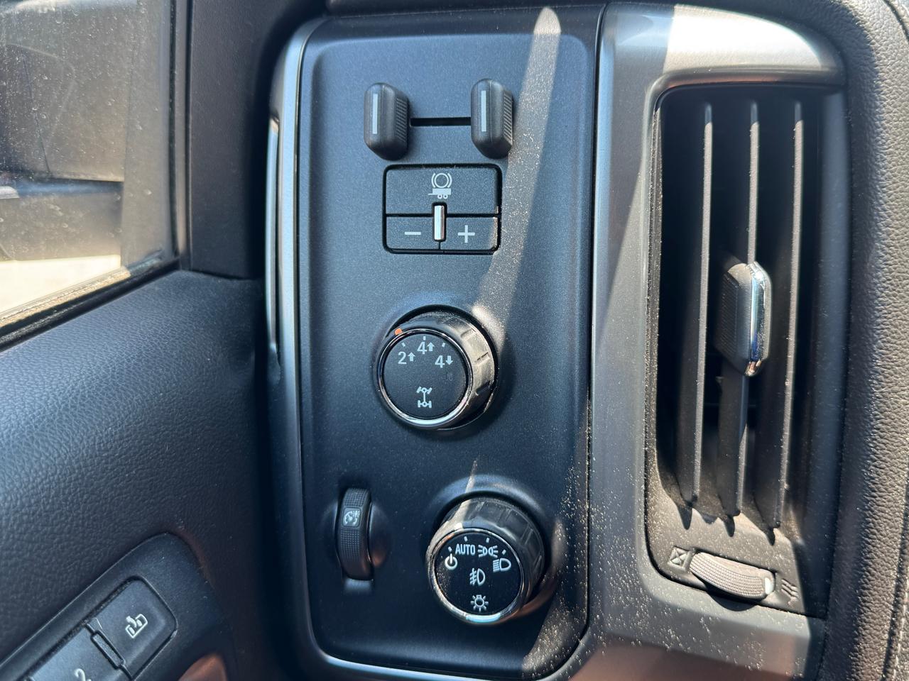 Chevrolet Silverado 3500HD LTZ Crew Cab 4WD 2015