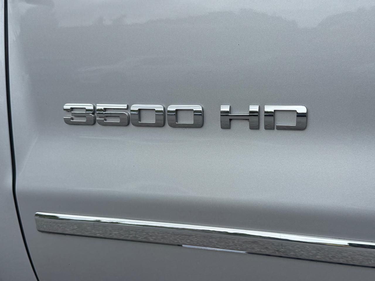 Chevrolet Silverado 3500HD LTZ Crew Cab 4WD 2015