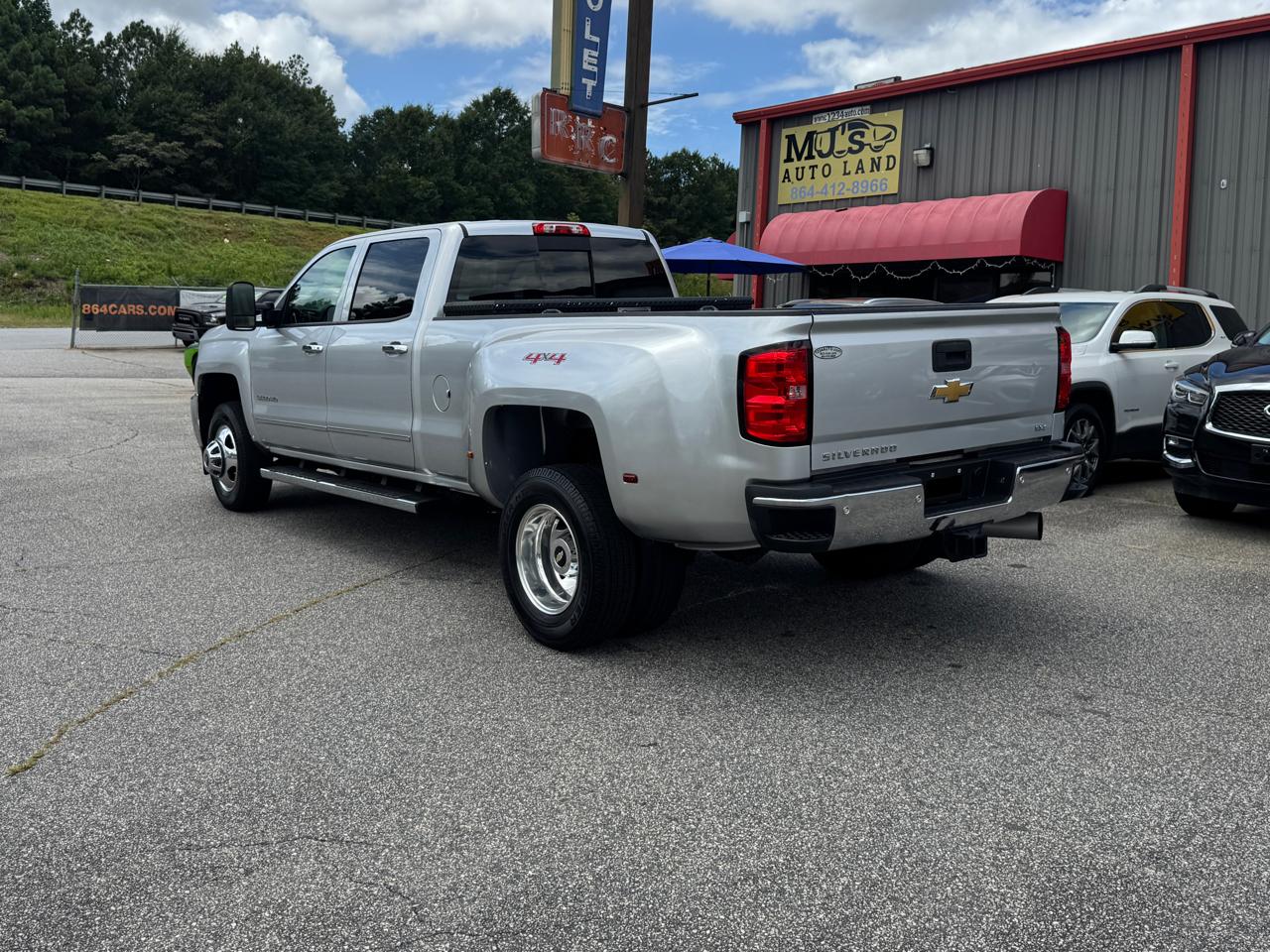 Chevrolet Silverado 3500HD LTZ Crew Cab 4WD 2015