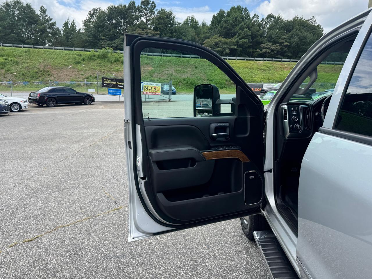 Chevrolet Silverado 3500HD LTZ Crew Cab 4WD 2015