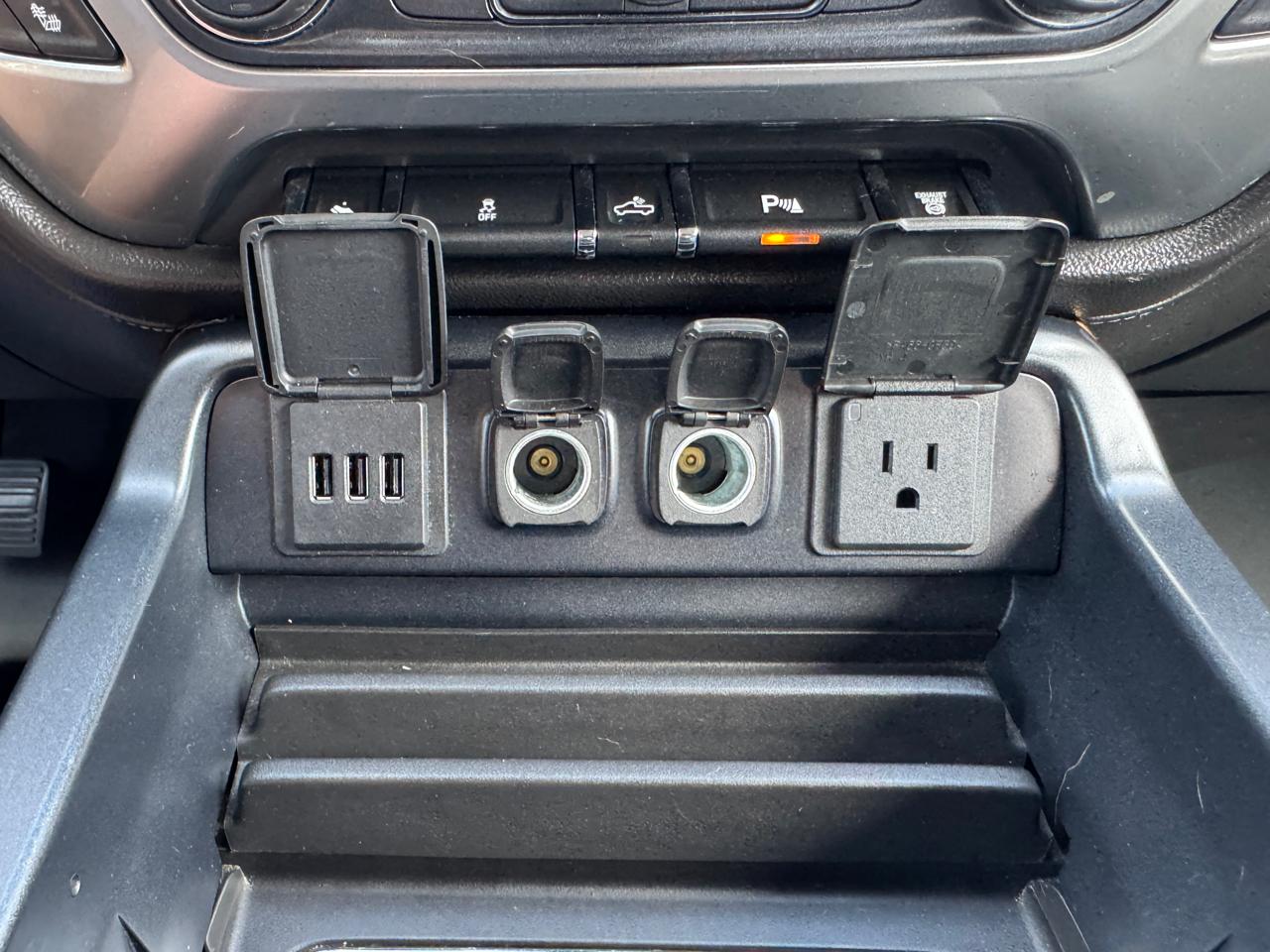 Chevrolet Silverado 3500HD LTZ Crew Cab 4WD 2015