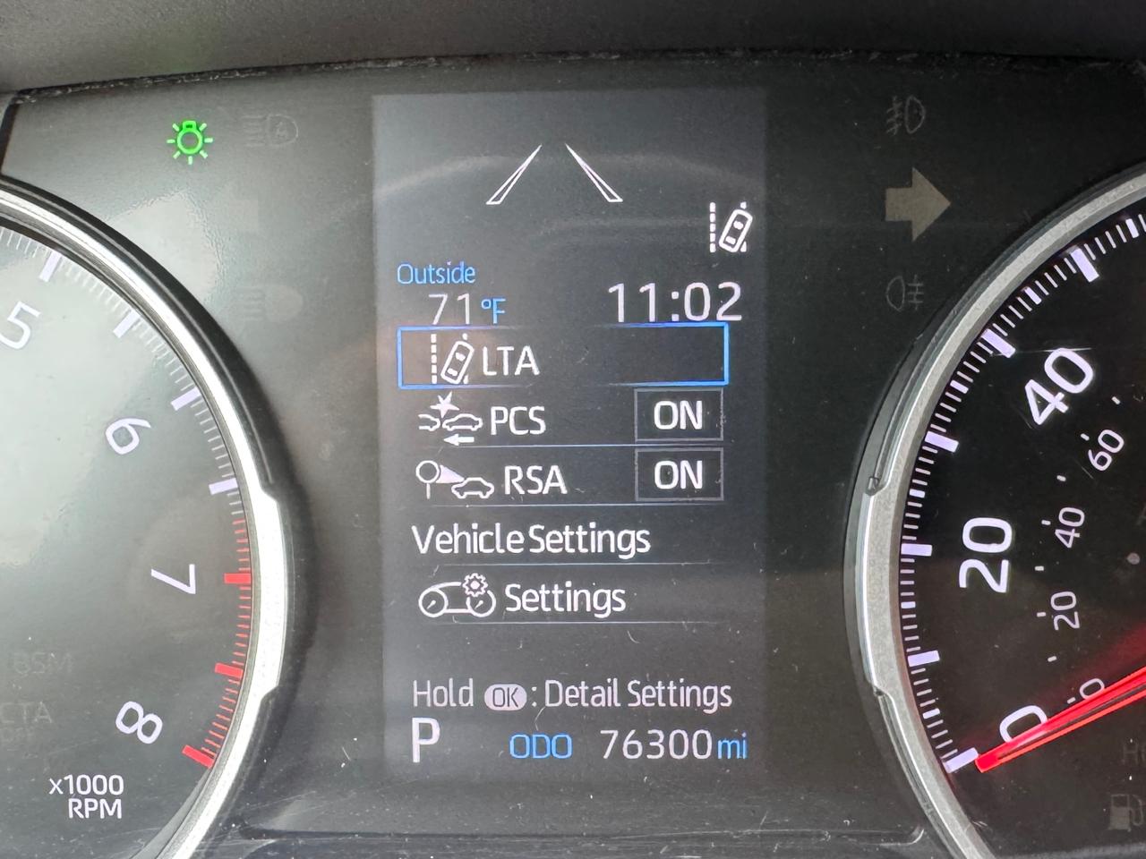 Toyota RAV4 LE 2021