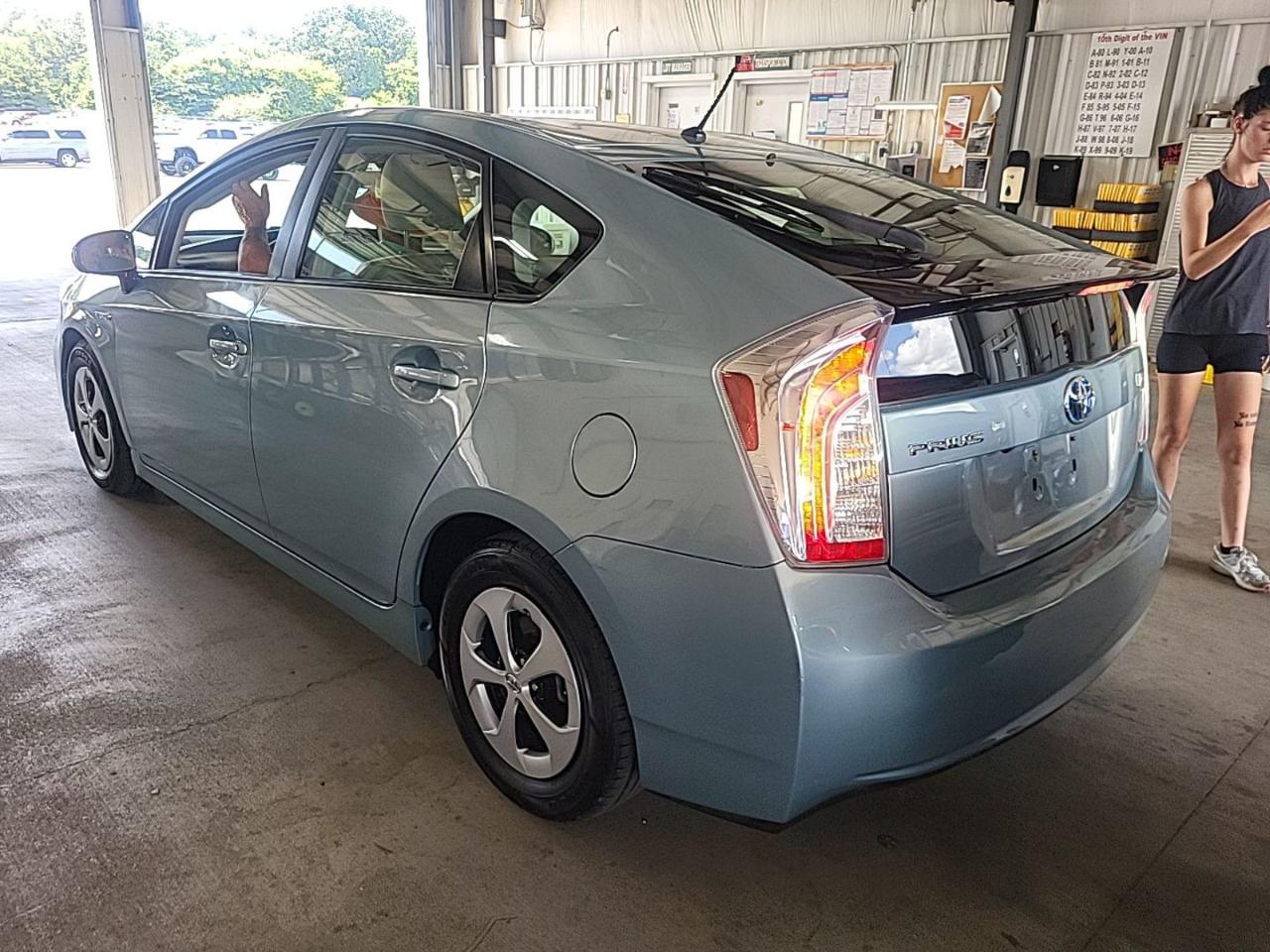 Toyota Prius Two 2015