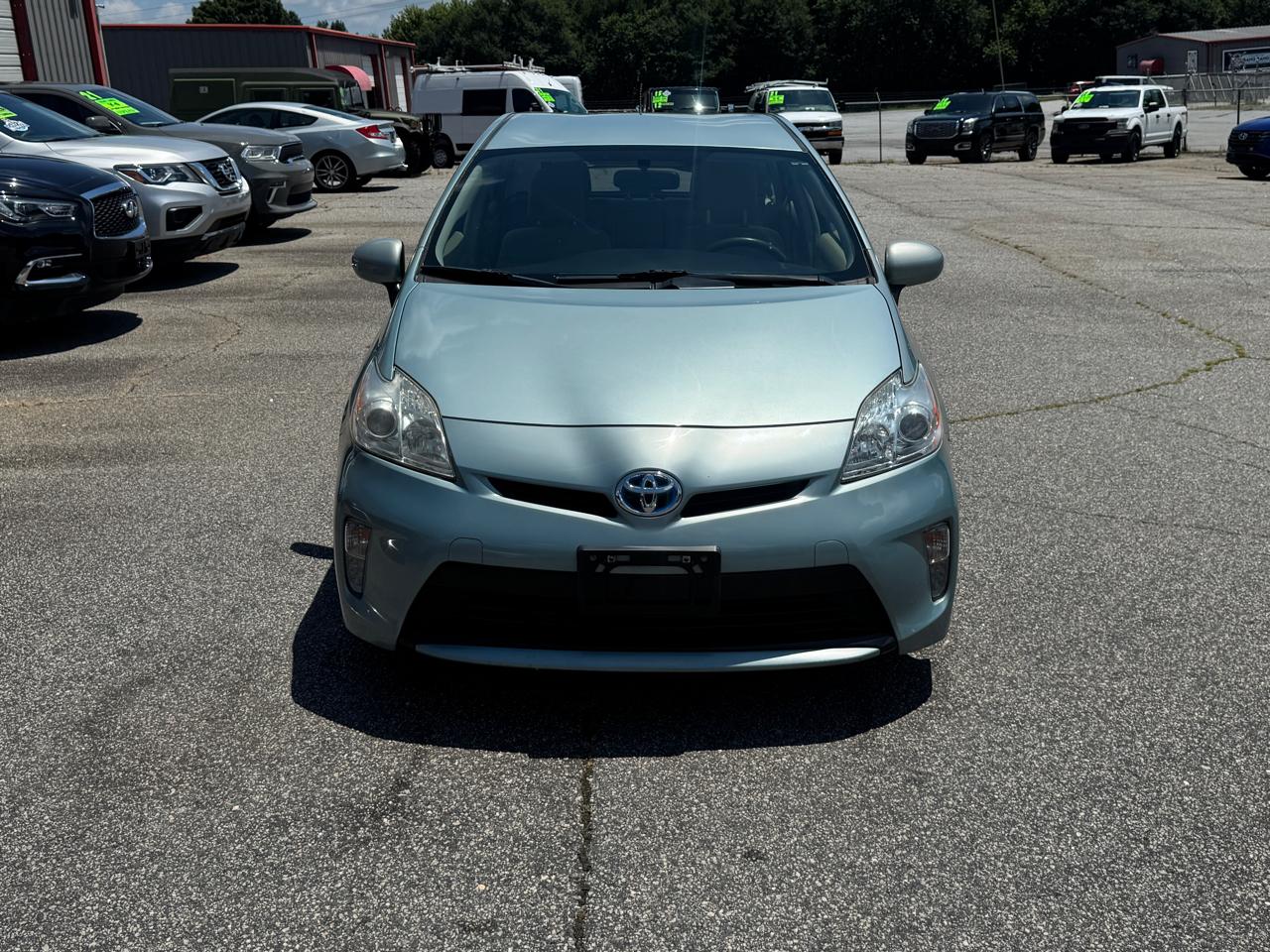 Toyota Prius Two 2015