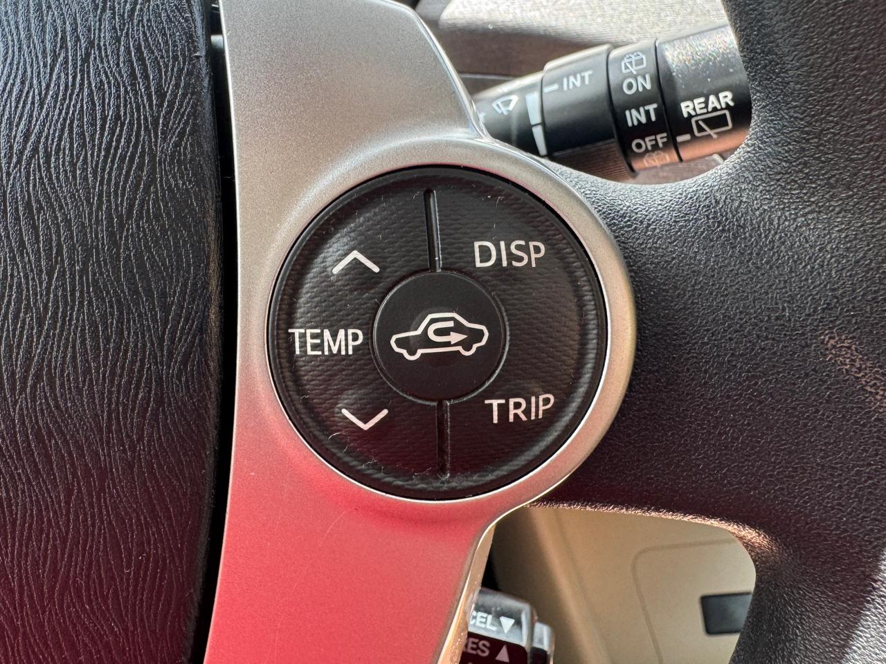 Toyota Prius Two 2015