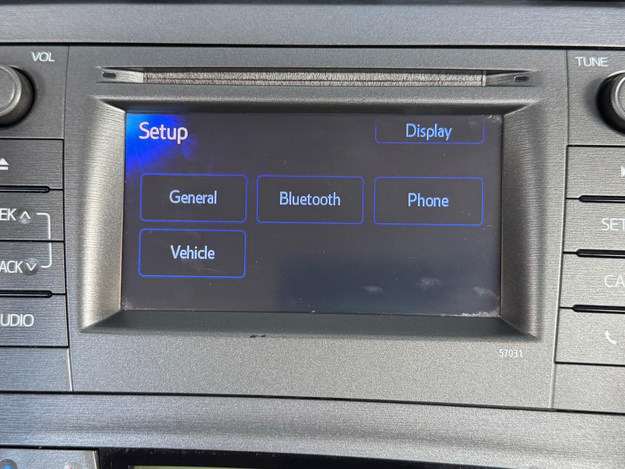 Toyota Prius Two 2015