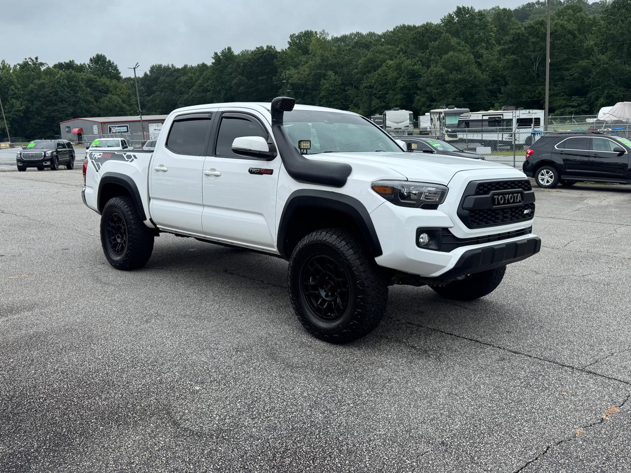 Toyota Tacoma  2018
