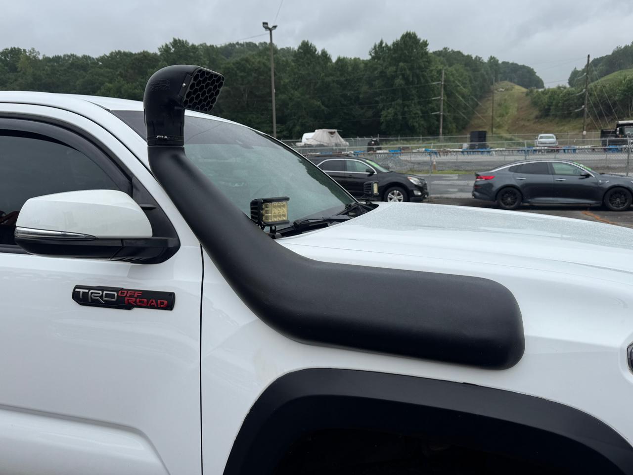 Toyota Tacoma  2018