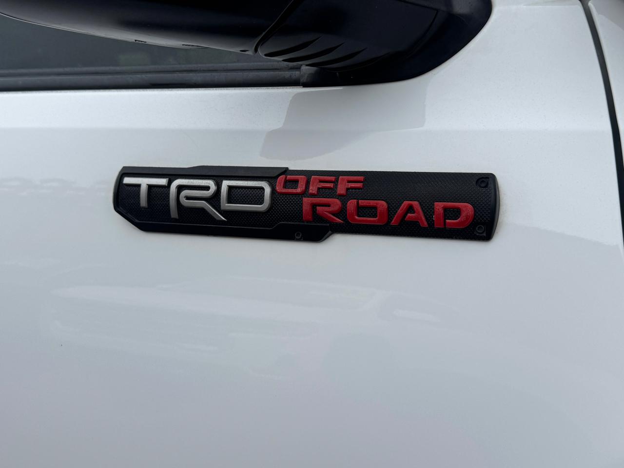 Toyota Tacoma  2018