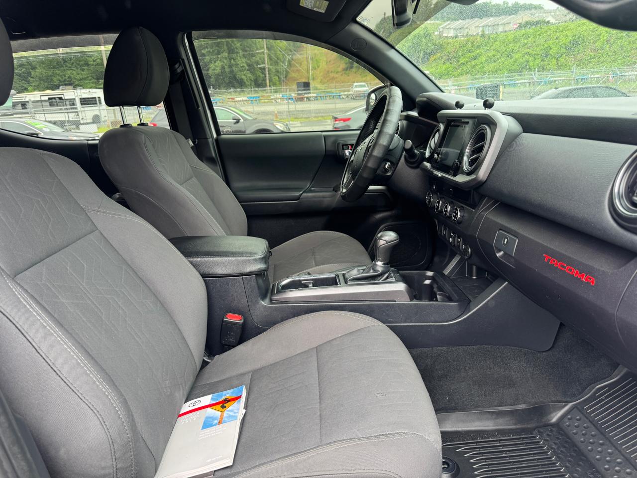 Toyota Tacoma  2018