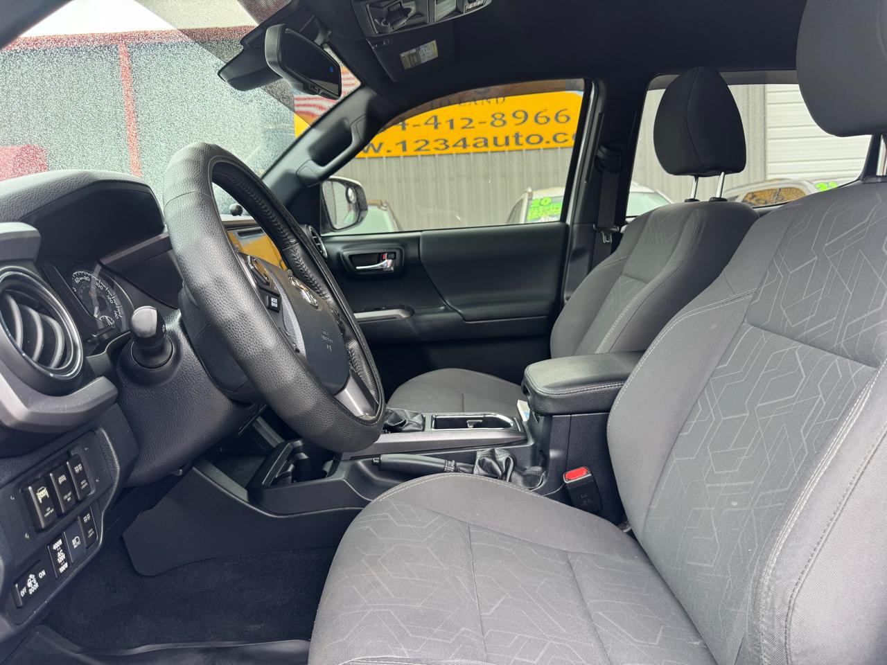 Toyota Tacoma  2018