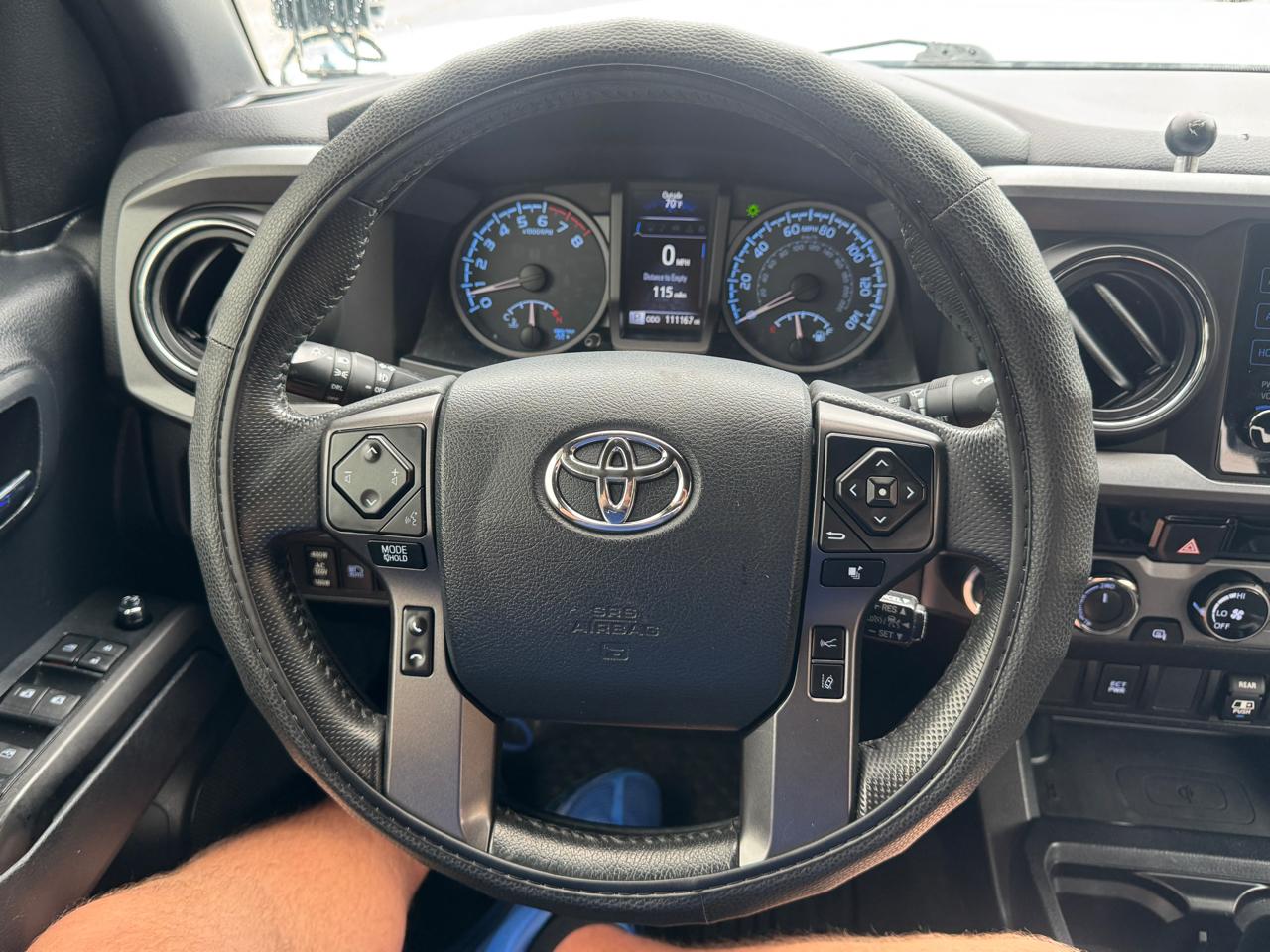 Toyota Tacoma  2018