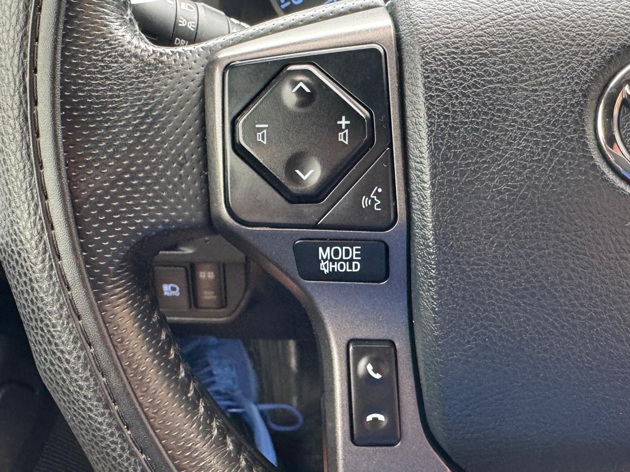 Toyota Tacoma  2018