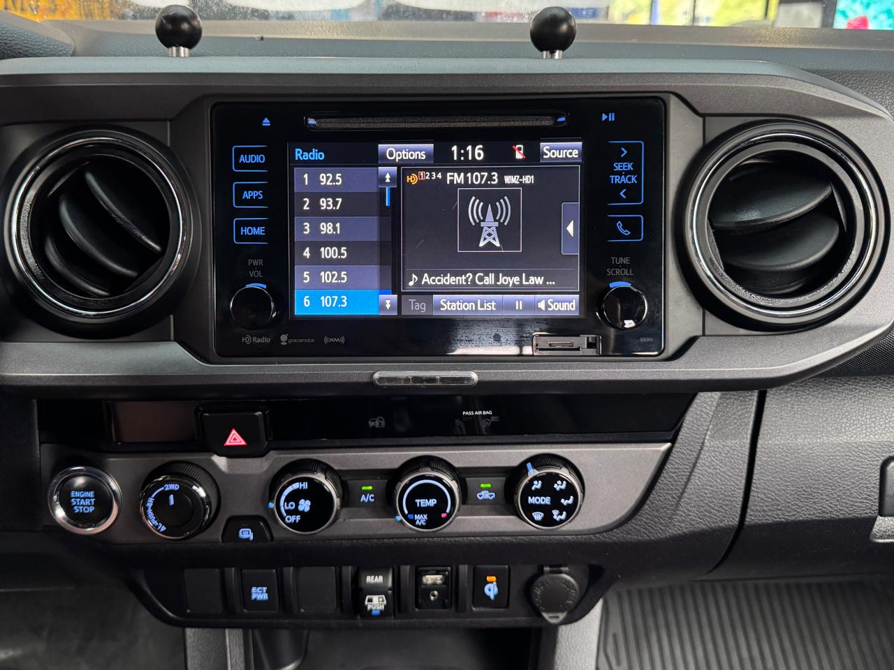 Toyota Tacoma  2018