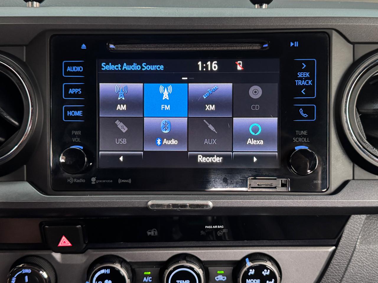 Toyota Tacoma  2018