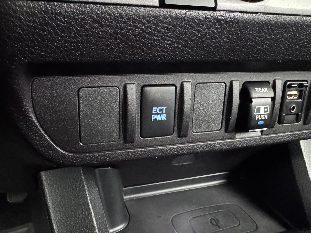 Toyota Tacoma  2018