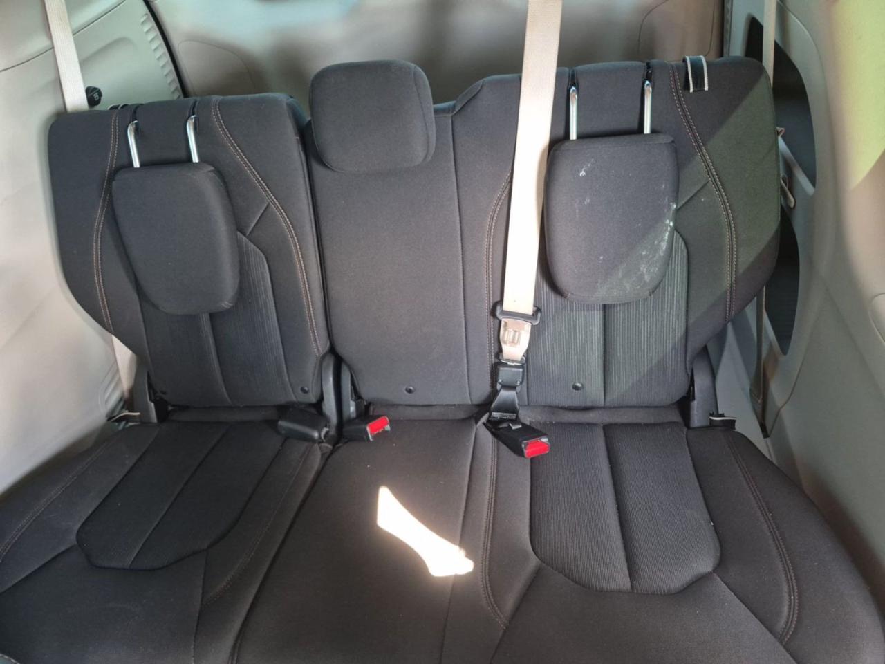 Chrysler Pacifica LX 2019