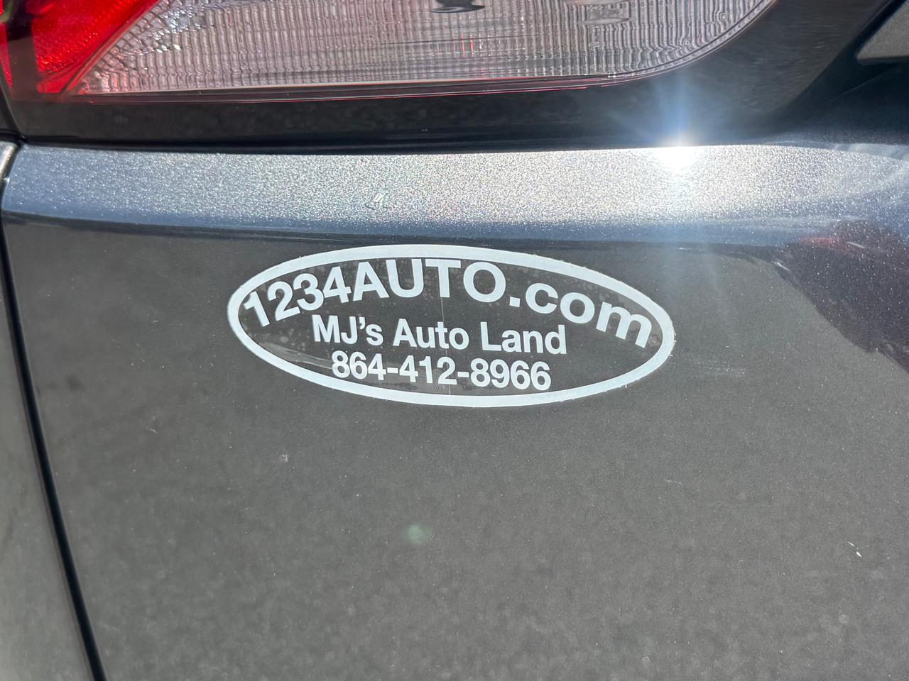 Chrysler Pacifica LX 2019