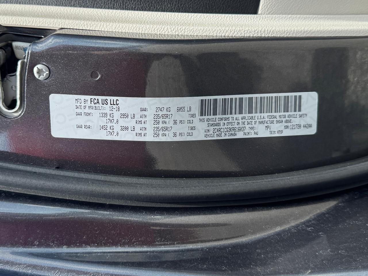 Chrysler Pacifica LX 2019