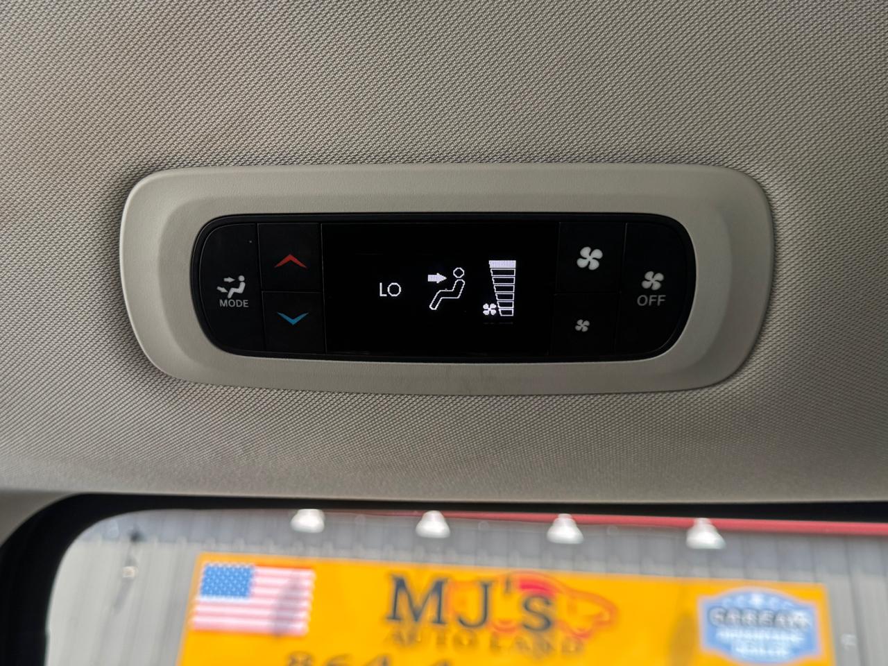Chrysler Pacifica LX 2019