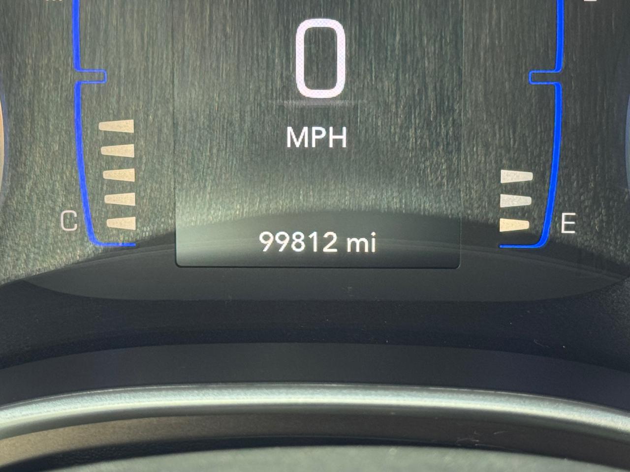 Chrysler Pacifica LX 2019