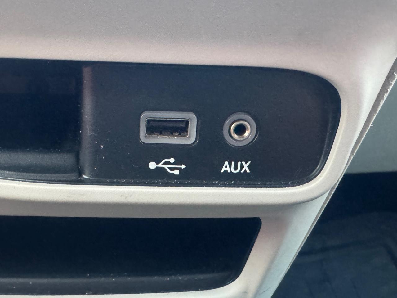 Chrysler Pacifica LX 2019