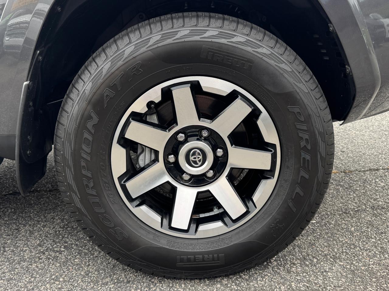 Toyota 4Runner TRD Off-road Premium 4WD 2021