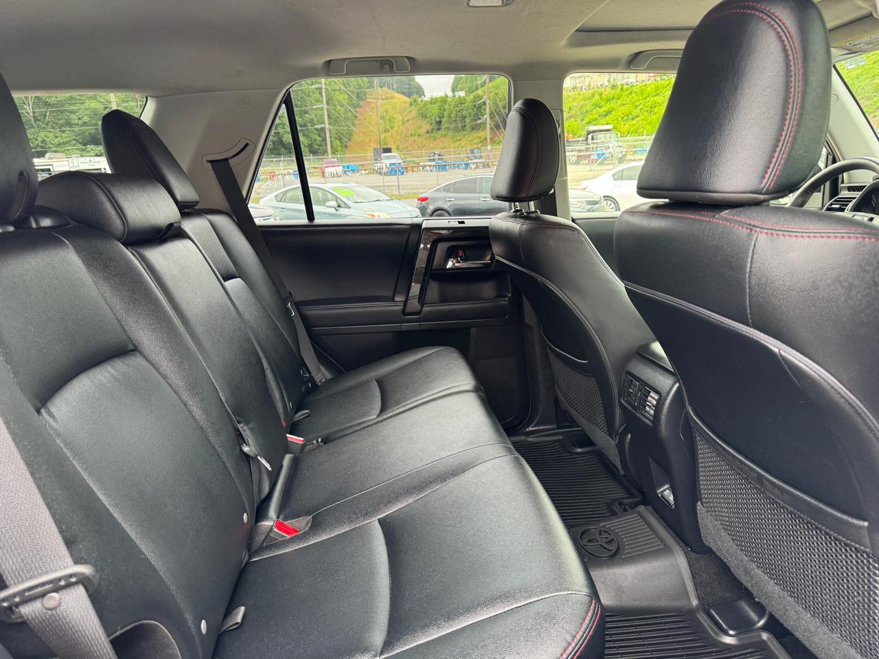Toyota 4Runner TRD Off-road Premium 4WD 2021