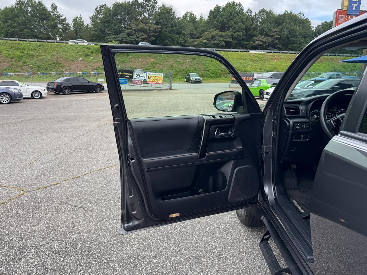 Toyota 4Runner TRD Off-road Premium 4WD 2021