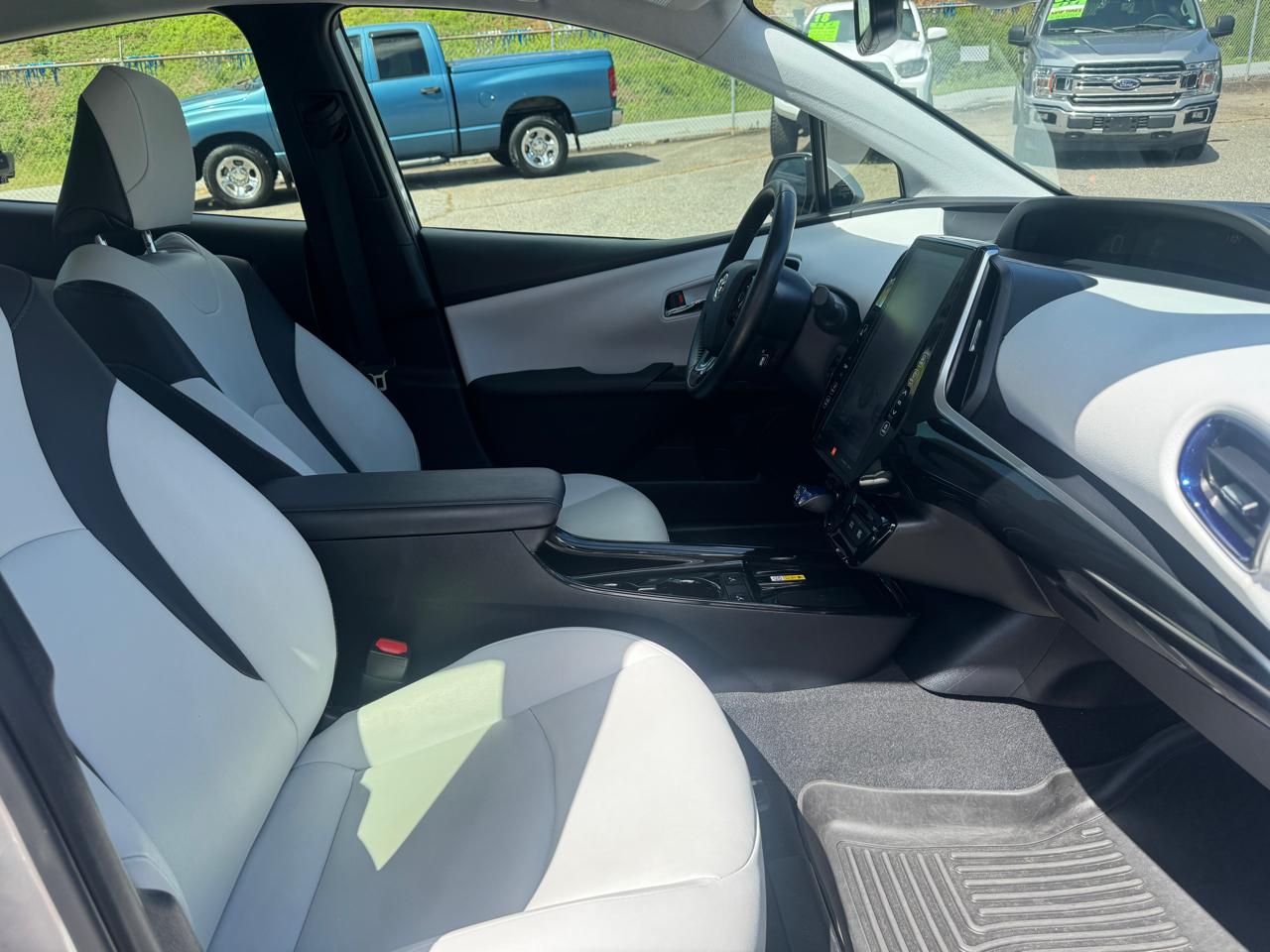 Toyota Prius Limited 2020