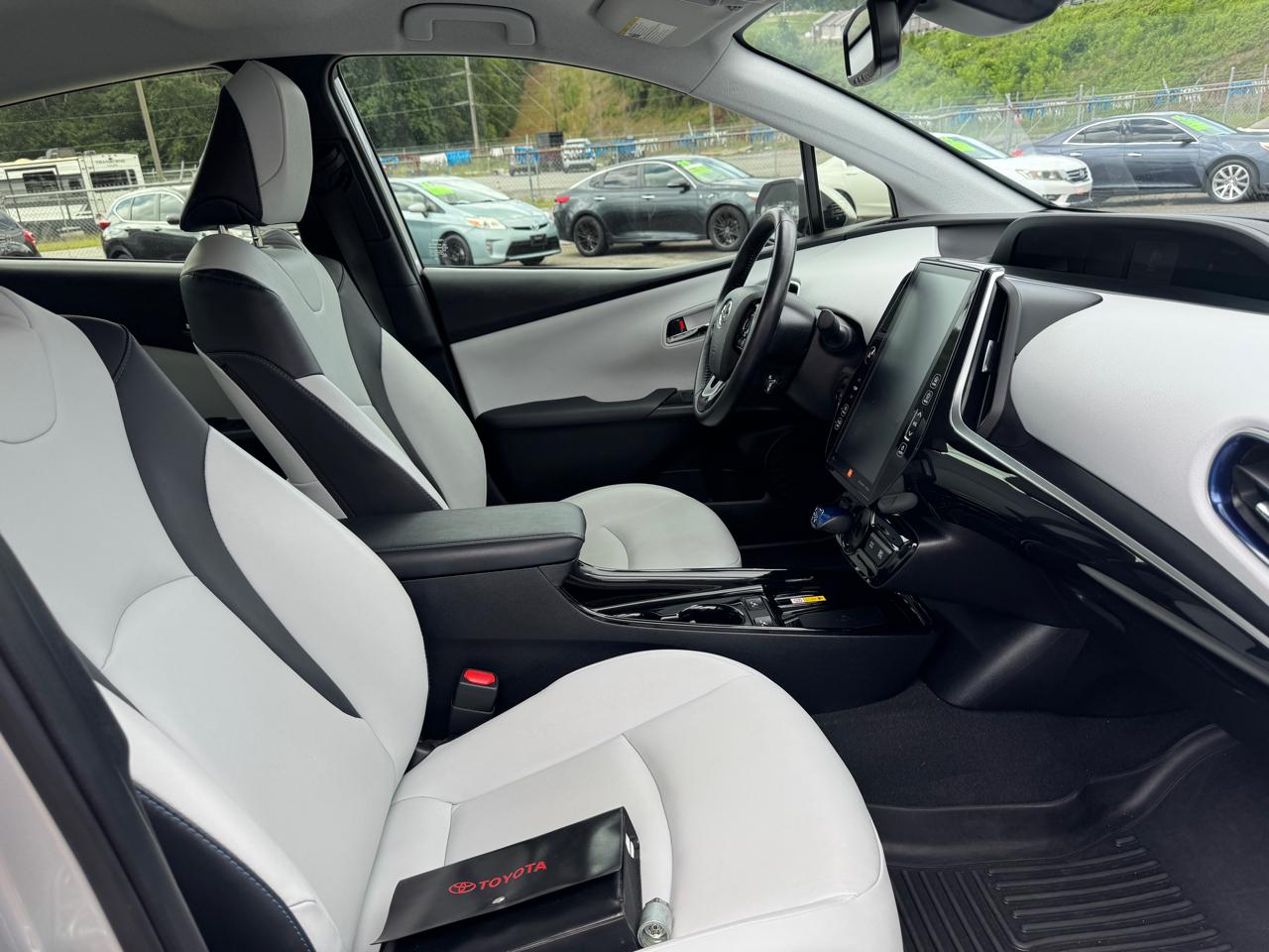 Toyota Prius Limited 2020