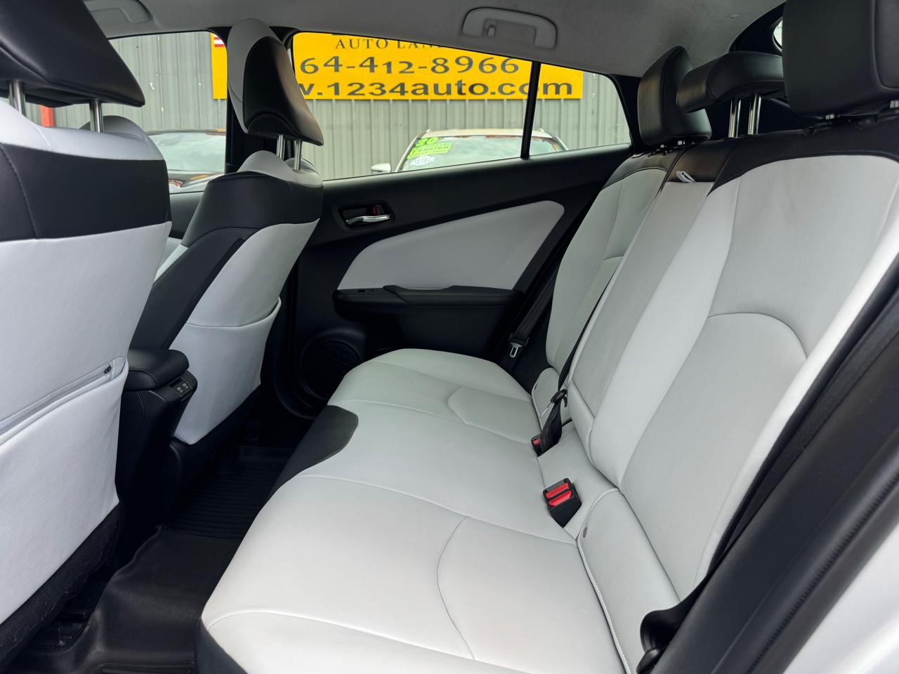 Toyota Prius Limited 2020