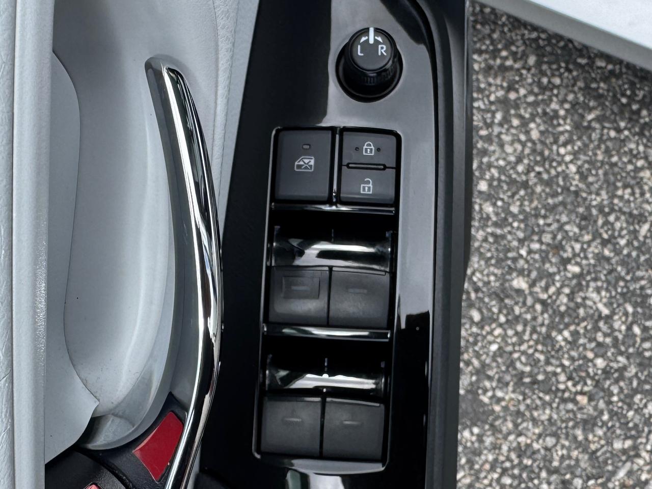 Toyota Prius Limited 2020