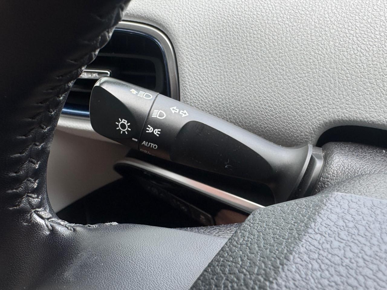 Toyota Prius Limited 2020