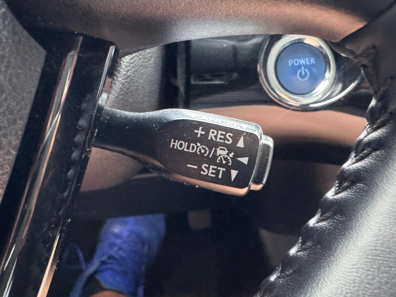Toyota Prius Limited 2020