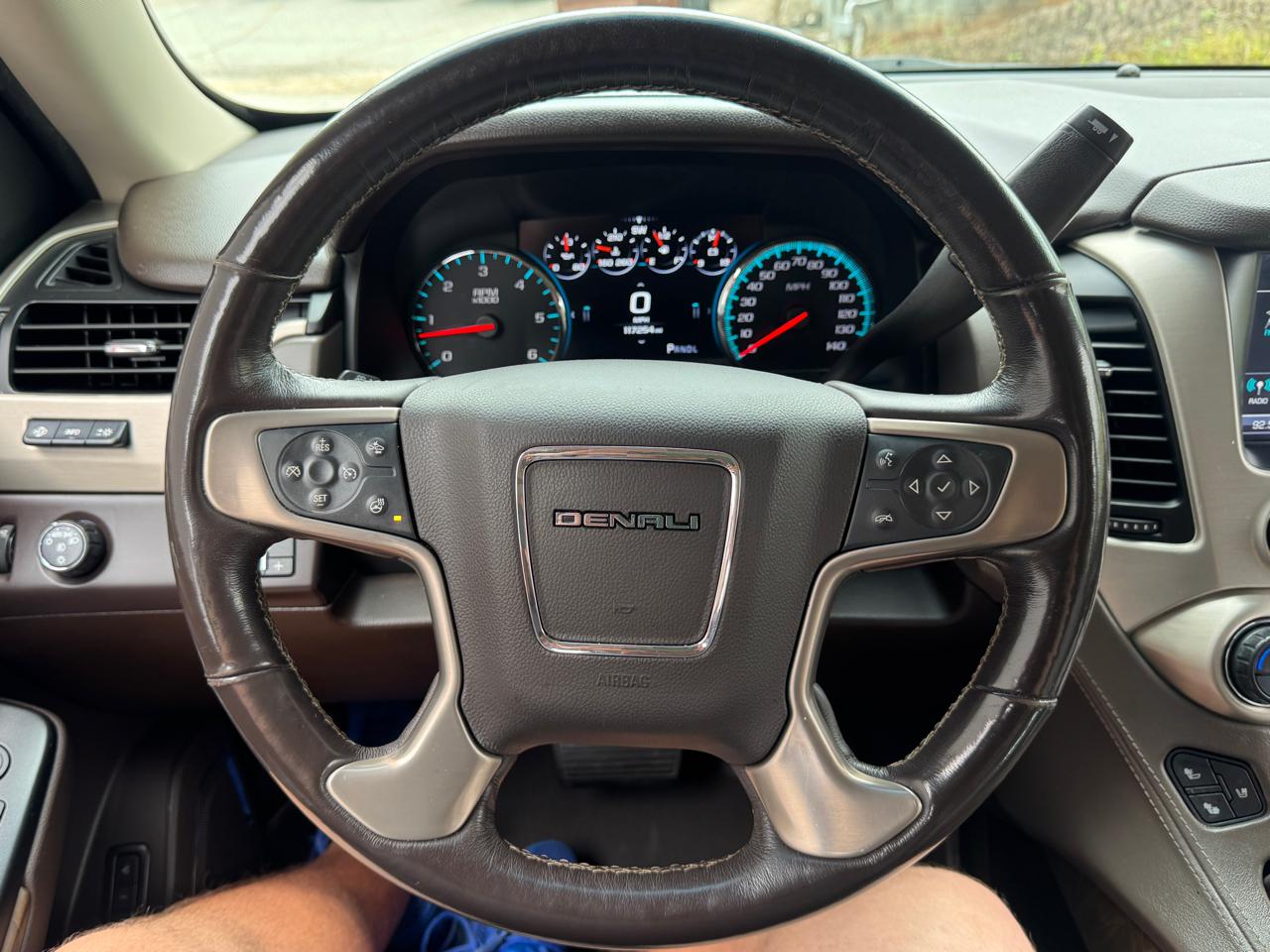 GMC Yukon Denali 2018