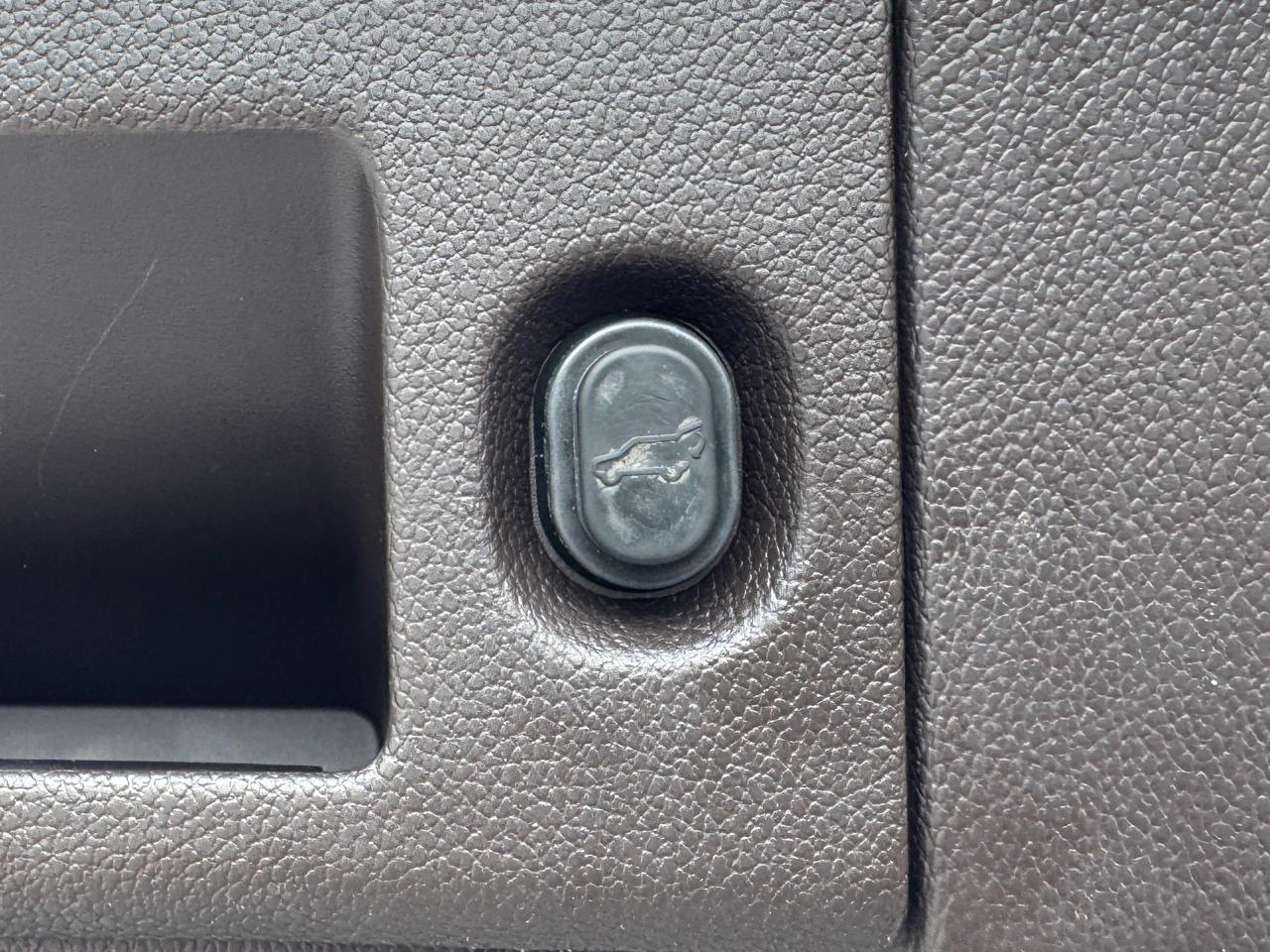 GMC Yukon Denali 2018