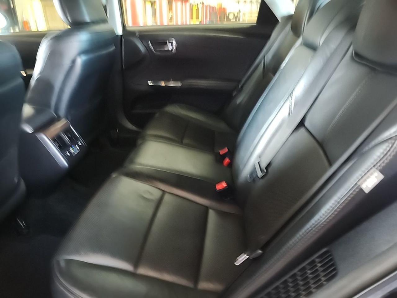 Toyota Avalon Hybrid Limited 2013