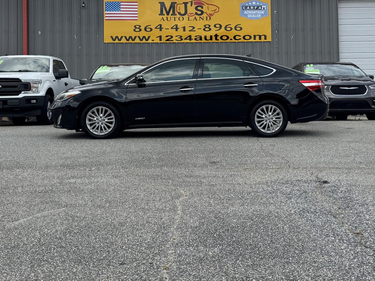 Toyota Avalon Hybrid Limited 2013