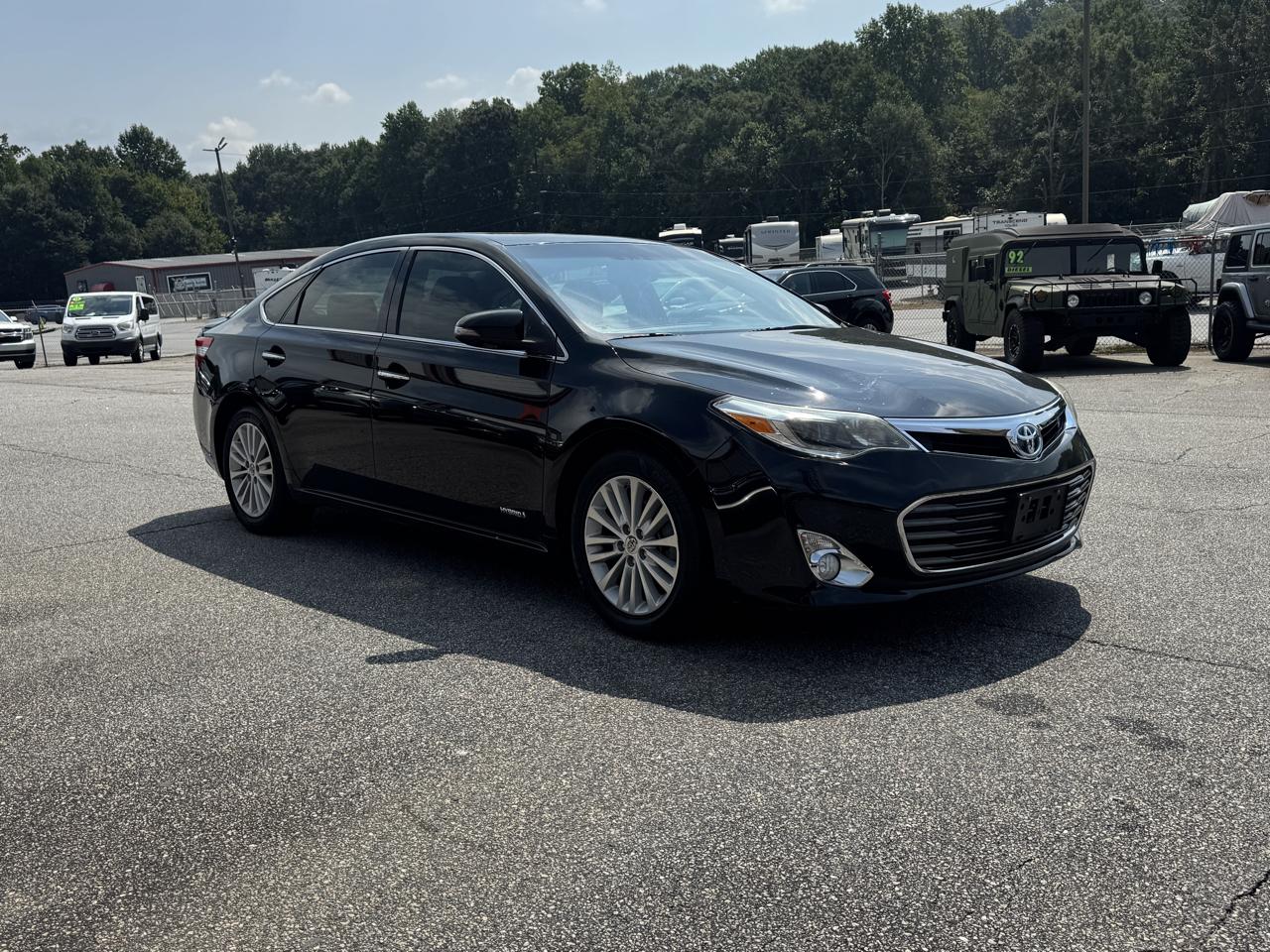 Toyota Avalon Hybrid Limited 2013