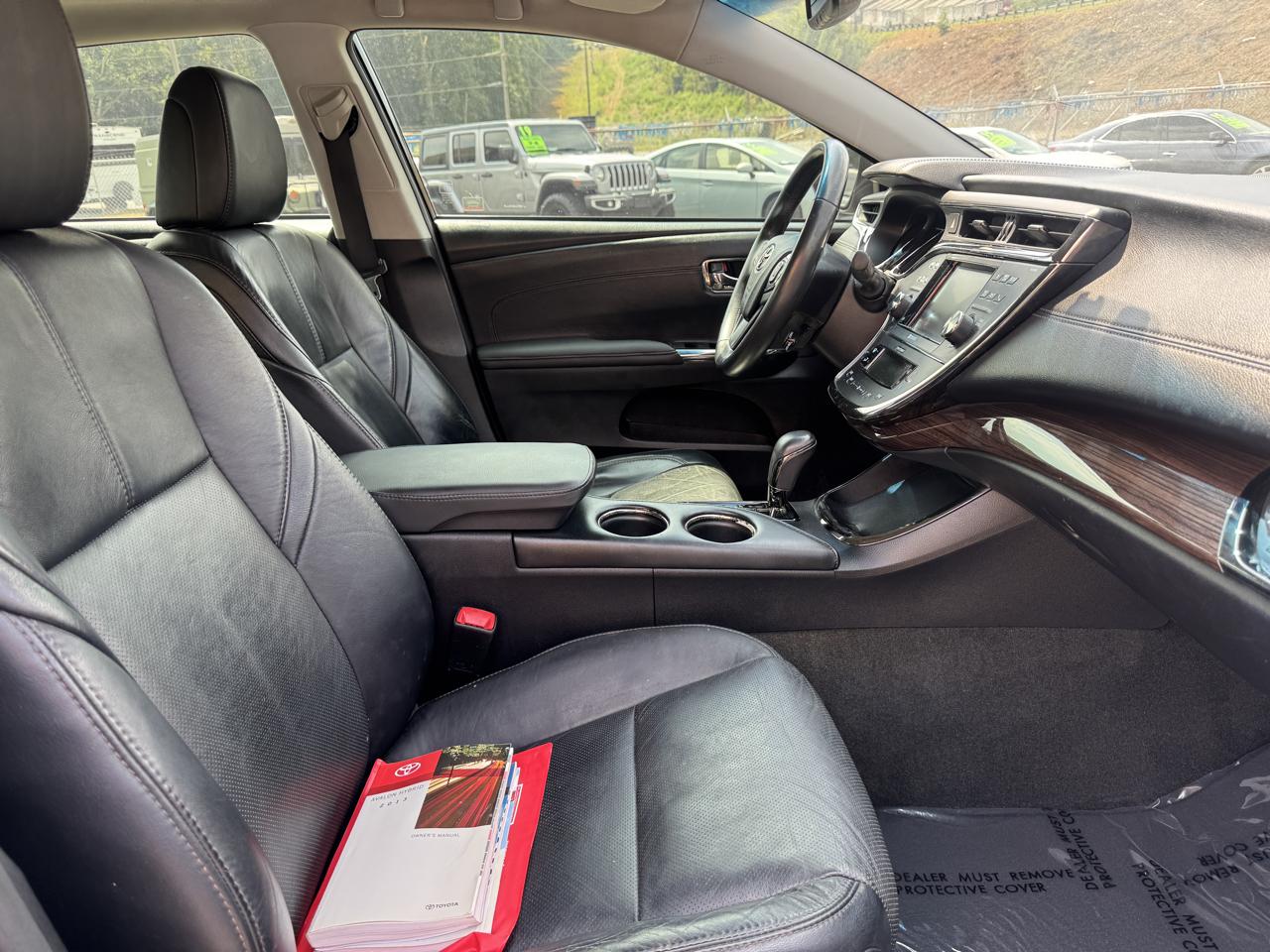 Toyota Avalon Hybrid Limited 2013